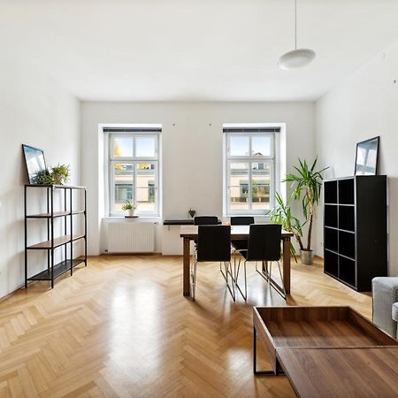 Design Apartments Near Mariahilferstrasse Вена Экстерьер фото