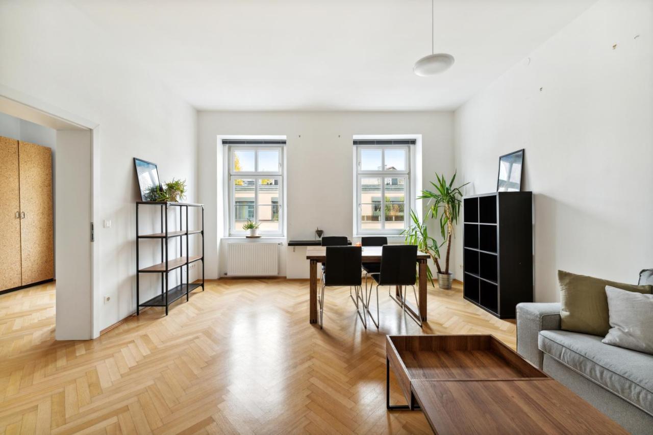 Design Apartments Near Mariahilferstrasse Вена Экстерьер фото